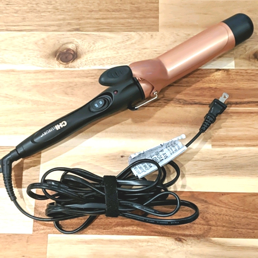 CHI Luxury 1.5" Curling Iron